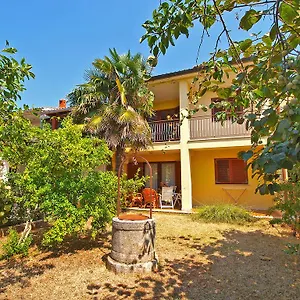 https://apartments-ana-920.in-istria.net